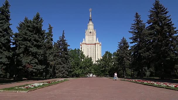 Moscú Rusia Agosto 2021 Edificio Principal Universidad Estatal Lomonosov Moscú — Vídeos de Stock