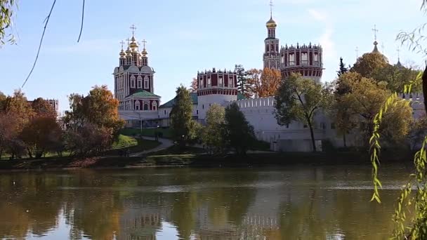 Pohled Klášter Novodevichy Klášter Bogoroditse Smolensky Velký Rybník Novodevichy Slunečného — Stock video