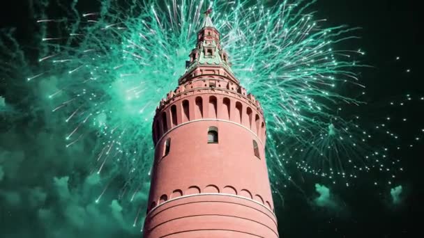 Volleys Firework Splits Millions Lights Moscow Kremlin Russia — Stock video