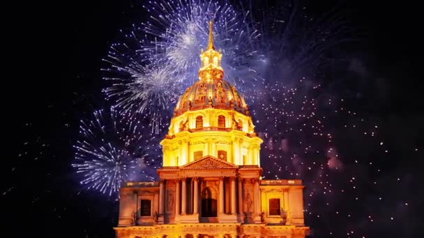 Celebratory Colorful Fireworks Les Invalides National Residence Invalids Night Paris — ストック動画