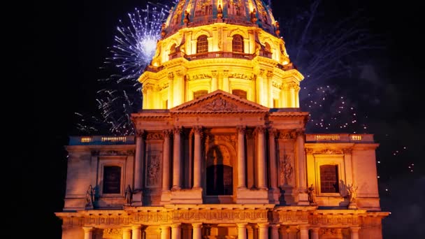Celebratory Colorful Fireworks Les Invalides National Residence Invalids Night Paris — Stock video