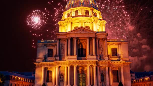Celebratory Colorful Fireworks Les Invalides National Residence Invalids Night Paris — 图库视频影像
