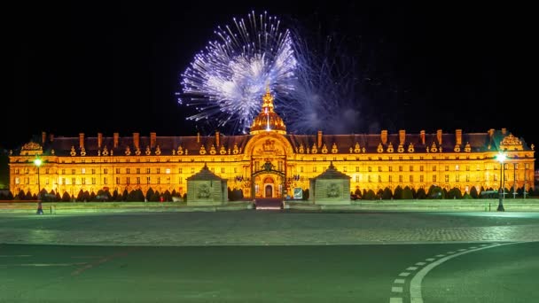 Festeggiamenti Fuochi Artificio Colorati Sul Les Invalides Residenza Nazionale Degli — Video Stock