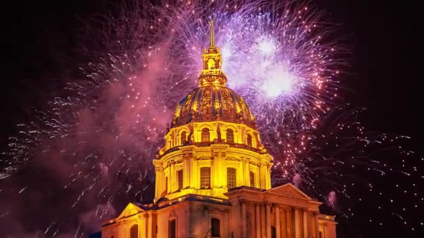 Celebratory Colorful Fireworks Les Invalides National Residence Invalids Night Paris — Video
