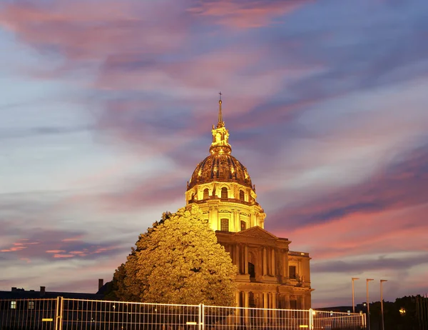 夜になるとレ インヴァリデス National Residence Invalides フランス — ストック写真