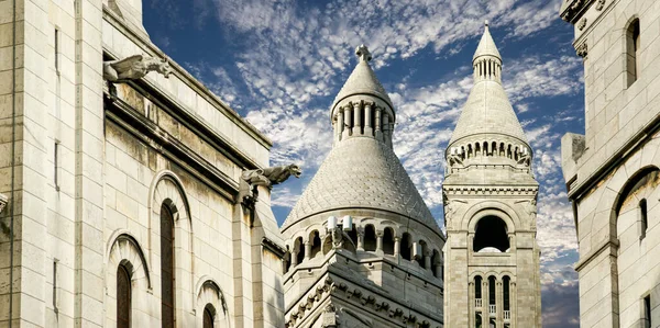 巴黎圣心大教堂 Basilica Sacred Heart Paris 俗称圣心大教堂 Sacre Coeur Basilica 位于法国巴黎蒙马特区 — 图库照片