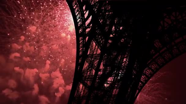 在法国巴黎的埃菲尔铁塔上燃放五彩缤纷的烟火 — 图库视频影像
