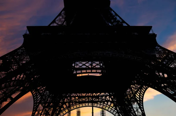 Eiffel Tower Contour Paris France Background Beautiful Sky — Stock Photo, Image