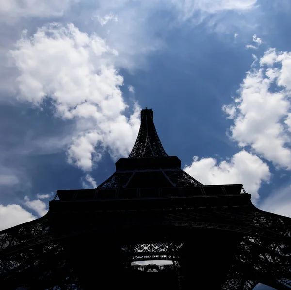 Eiffelturm Kontur Paris Frankreich Vor Dem Hintergrund Eines Schönen Himmels — Stockfoto