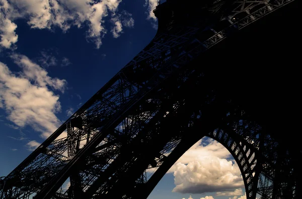 Torre Eiffel Contorno París Francia Sobre Fondo Hermoso Cielo — Foto de Stock