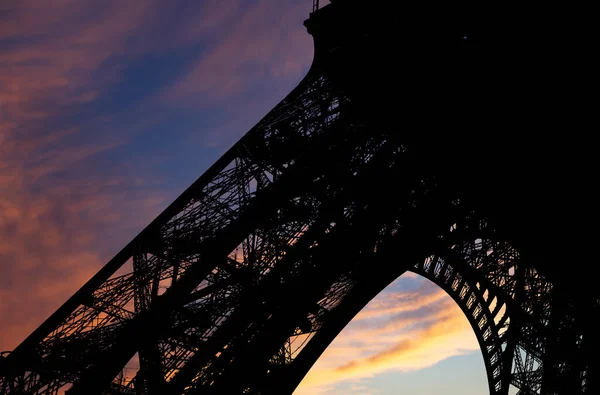 Eiffeltoren Contour Parijs Frankrijk Tegen Achtergrond Van Een Prachtige Lucht — Stockfoto