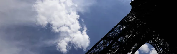 Eiffelturm Kontur Paris Frankreich Vor Dem Hintergrund Eines Schönen Himmels — Stockfoto