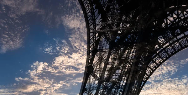 Eiffelturm Kontur Paris Frankreich Vor Dem Hintergrund Eines Schönen Himmels — Stockfoto