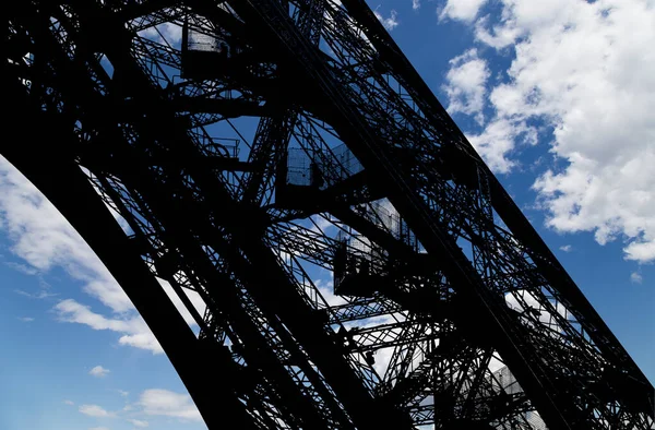 Eiffelova Věž Obrys Paříži Francie Pozadí Krásné Oblohy — Stock fotografie