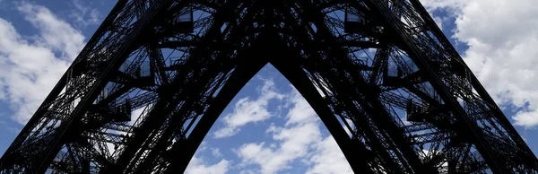 Eiffeltoren Contour Parijs Frankrijk Tegen Achtergrond Van Een Prachtige Lucht — Stockfoto