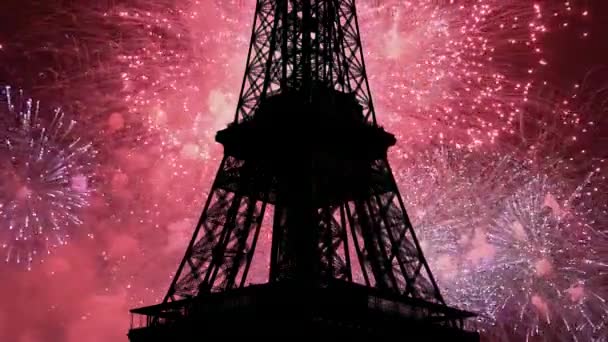 Fuegos Artificiales Colores Celebración Sobre Torre Eiffel París Francia — Vídeo de stock