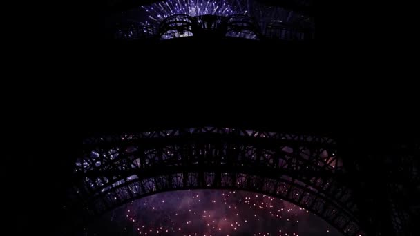 Fuegos Artificiales Colores Celebración Sobre Torre Eiffel París Francia — Vídeos de Stock