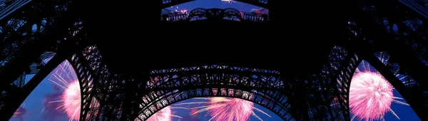 Farbenfrohes Feuerwerk Über Dem Eiffelturm Paris — Stockfoto