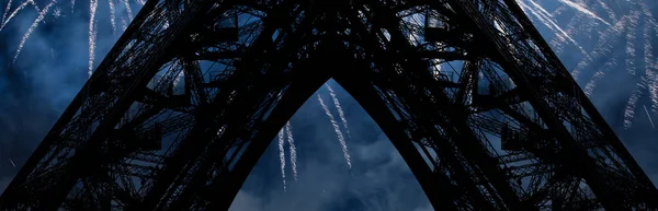 Farbenfrohes Feuerwerk Über Dem Eiffelturm Paris — Stockfoto