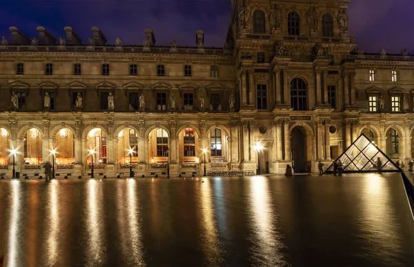 Paris France Mai 2019 Palais Louvre Nuit Louvre Est Grand — Photo