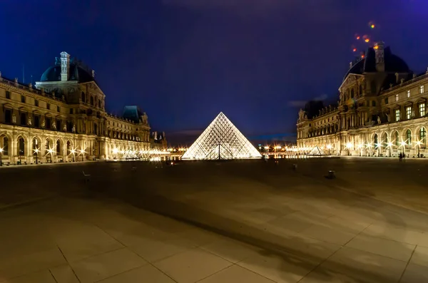 Paris France Mai 2019 Palais Louvre Pyramide Achevé 1989 Nuit — Photo