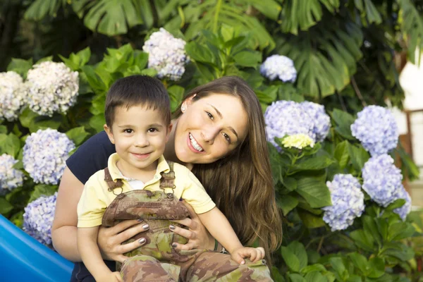 Lovely Mother And Boy — Stock Photo, Image