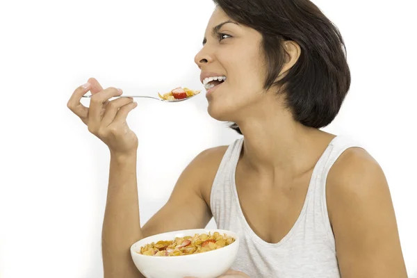 Attraktive Frau beim Frühstück — Stockfoto