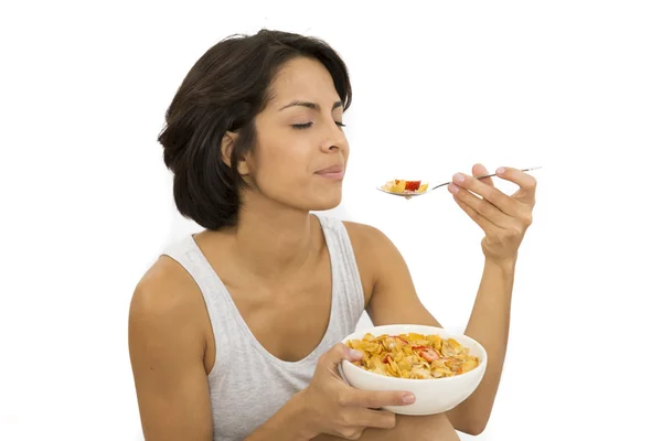 Mujer atractiva desayunando — Foto de Stock