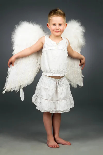 Menino anjo feliz — Fotografia de Stock