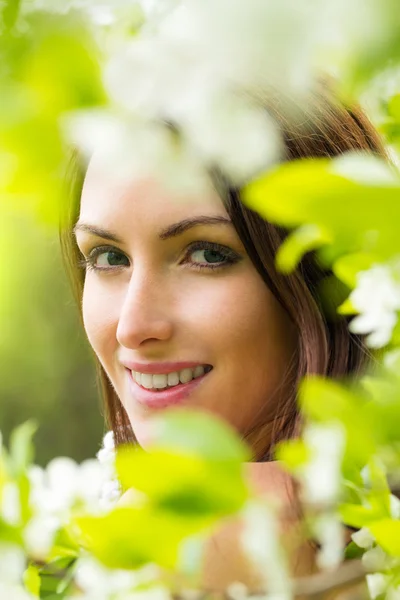 Junge Frau — Stockfoto