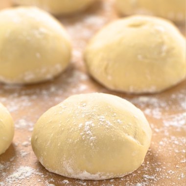 Pizza hamuru