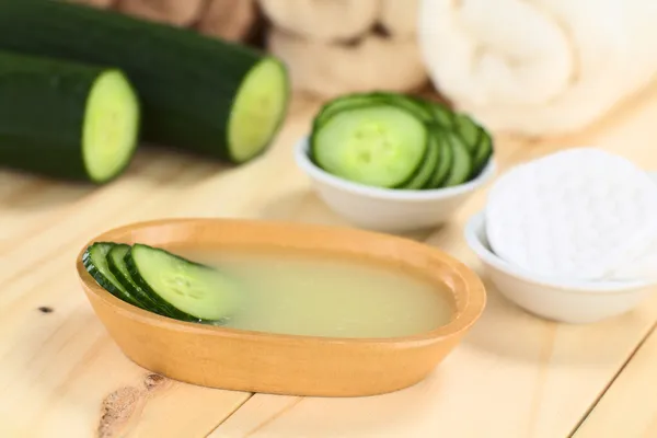 Cucumber Facial Toner — Stock Photo, Image