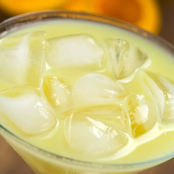 Licor de crema de lucuma peruana — Foto de Stock