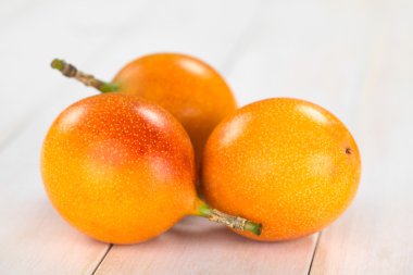 tatlı granadilla veya grenadia