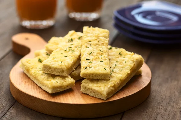 Knoblauch und Käsesticks — Stockfoto