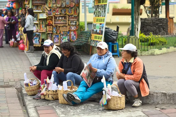 Velas vendedoras en Bolívar, Ecuador —  Fotos de Stock