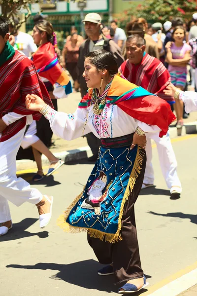 巴尼奥斯，厄瓜多尔的狂欢节游行 — 图库照片