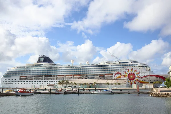Oranjestad Aruba December 2020 Het Noorse Sun Cruiseschip Van Ncl — Stockfoto