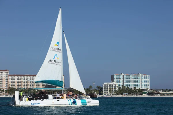Palm Beach Aruba October 2021 Catamaran Tour Boat Sailing Palm — 图库照片