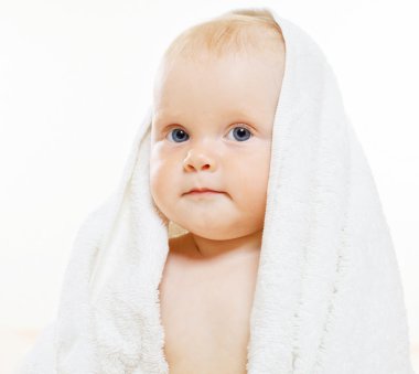 havlu ile şirin çocuk