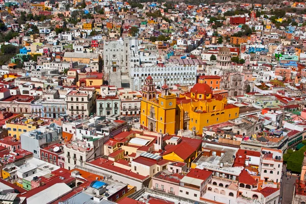 Колоніальна архітектура в своїх кращих Гуанахуато Мексики Стокова Картинка