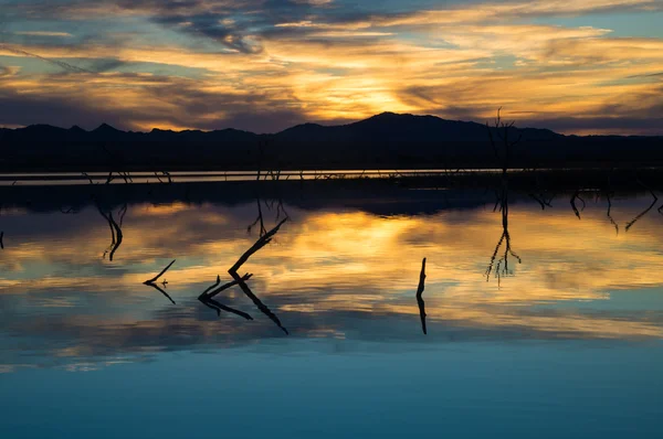 Calm Lake at Sunset — Stock Photo, Image