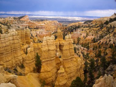 Yaz fırtınasından Bryce canyon