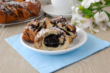 haşhaş tohumu ile rulo