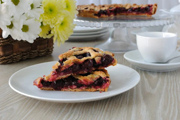 Slice of Cherry Pie — Stock Photo, Image