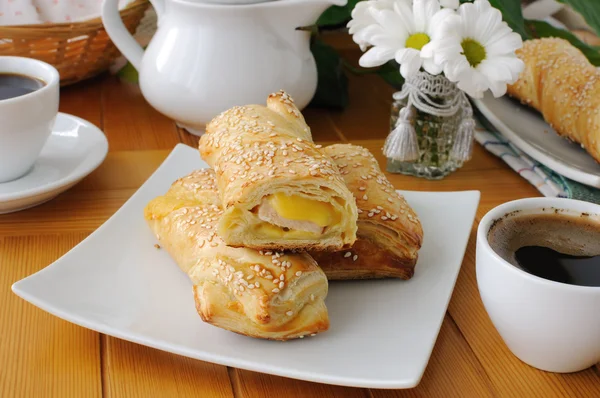 jambon ve peynirli kek