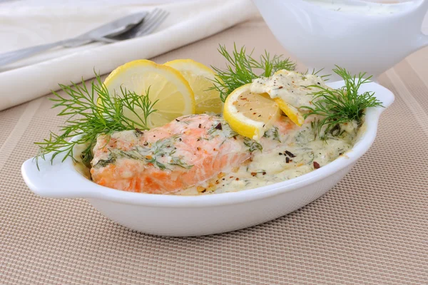 krem ve limon soslu somon