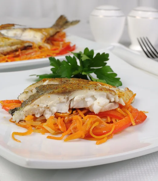 Rebanadas de pescado a la parrilla (Dorado ) —  Fotos de Stock