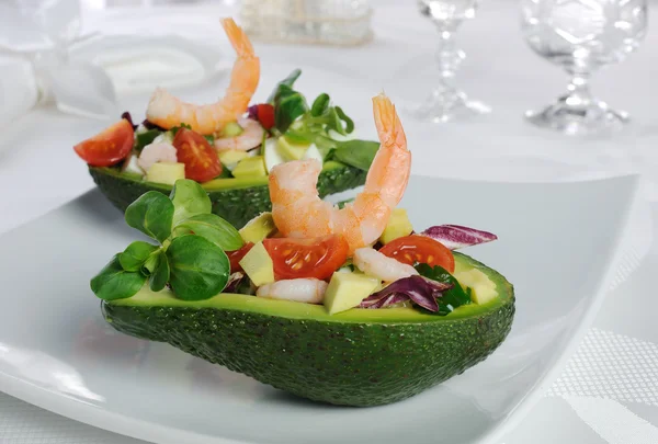Appetizer of avocado with prawns — Stock Photo, Image
