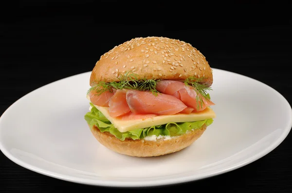 Burger with salmon — Stock Photo, Image